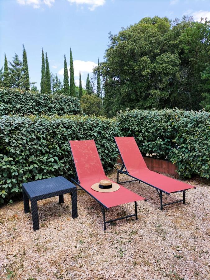 Quietude En Luberon Apartment Roussillon  Bagian luar foto