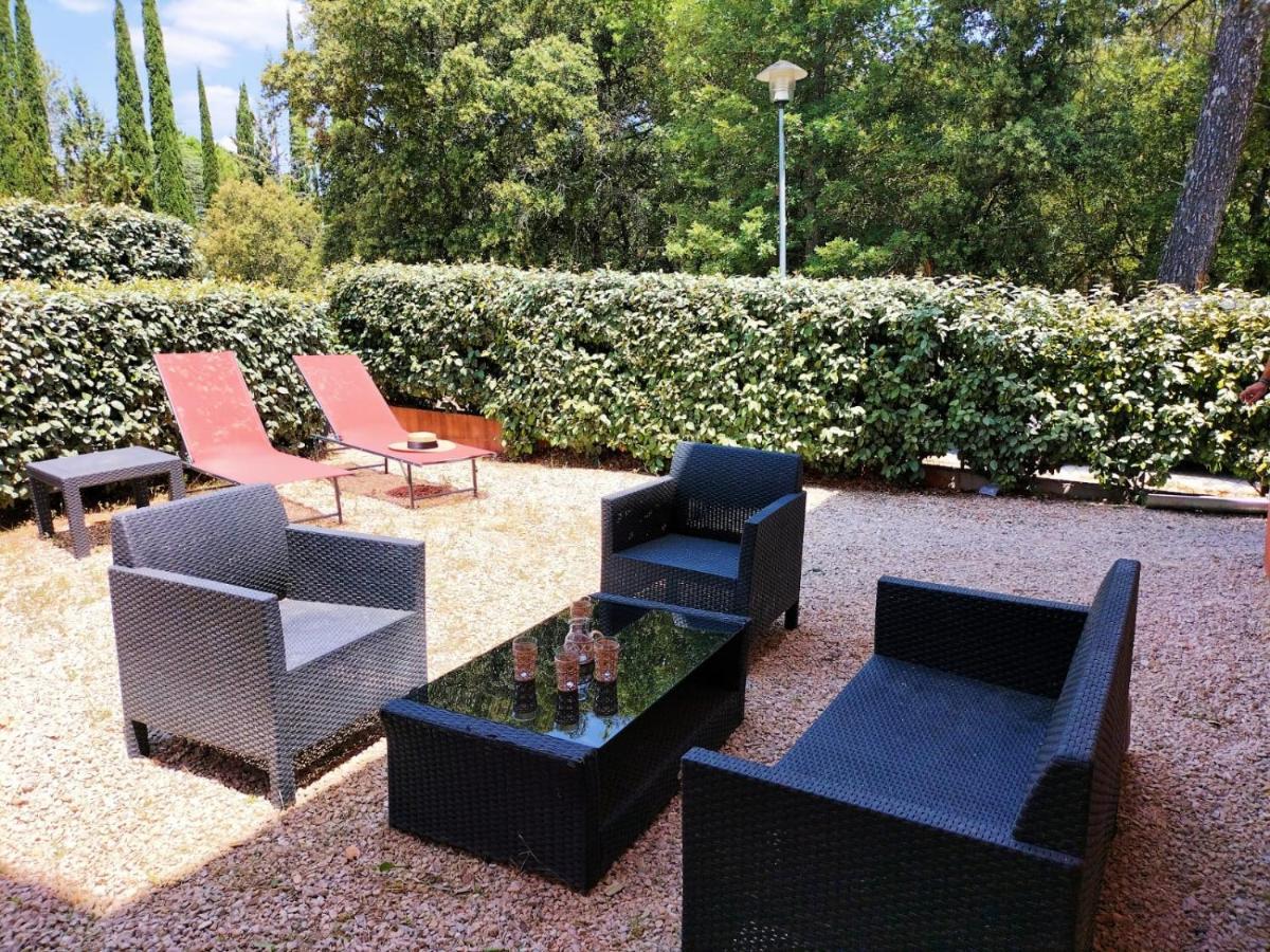 Quietude En Luberon Apartment Roussillon  Bagian luar foto